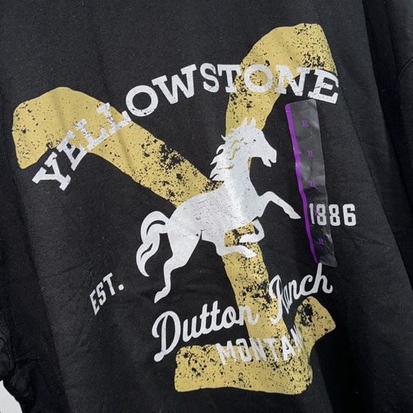 Yellowstone sweatshirt raw hem xl soft cotton polyester blend NEW - Picture 2 of 4